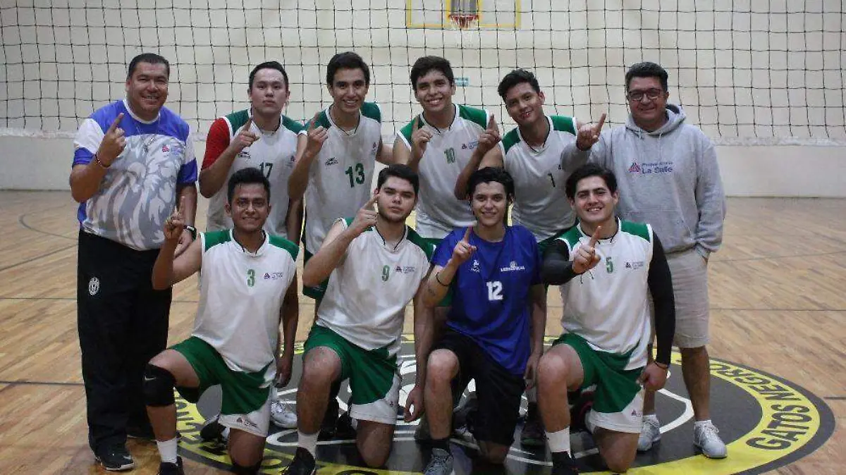 35 ULSA Laguna es campeón en volibol de la ADUL1